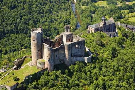 Adventure trip through the Rouergue region 